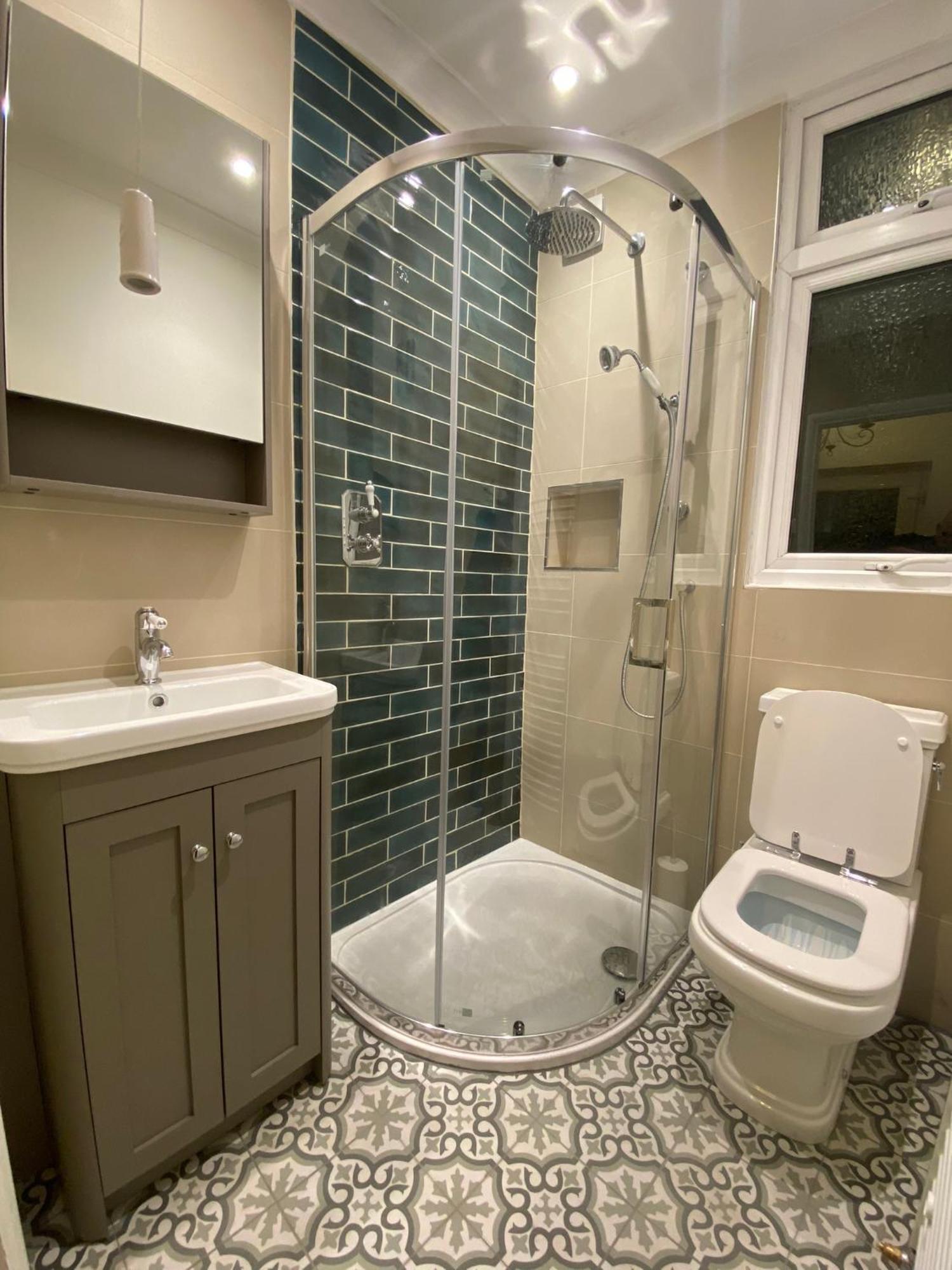 Bikki Apartments - 2 Bedroom Harrow Bagian luar foto